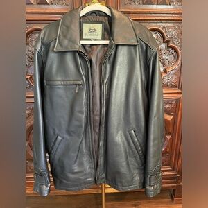 EUC Leather Jacket w/Inner Pocket, 2 Outer Pockets Snap Cinch @ Waistband & Cuff